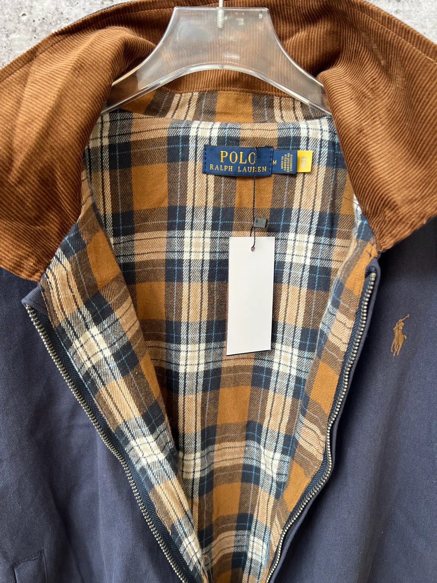 P310 Ralph Lauren women's autumn short wide jacket, short wide version with loose bust, elongated upper body effect, lining with plaid fabric, corduroy contrast collar added to the collar to make it more personalized, imported embroidered pony logo, fine workmanship and customized hardware accessories